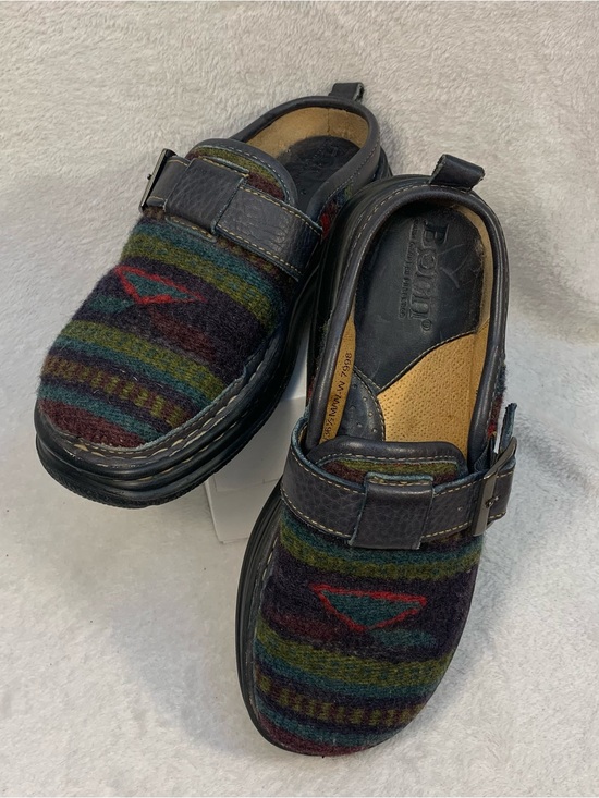 Born Shoes - Born Navajo Aztec Wool-Pattern Slip-On Loafers with Leather Trim Size 6